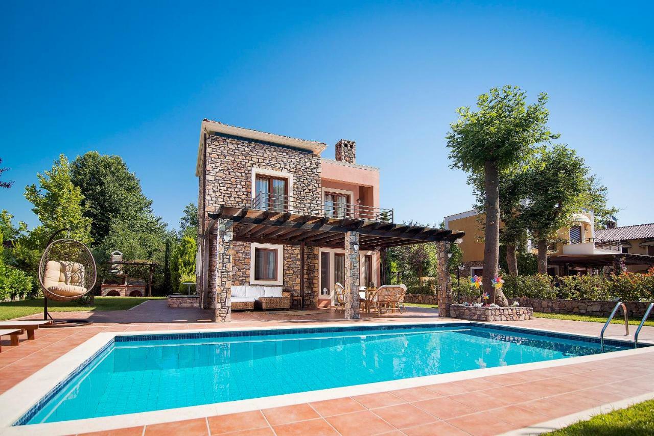 Olympus Villas Paralia Skotinas Exterior foto